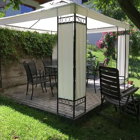 Ferienwohnung Schmell